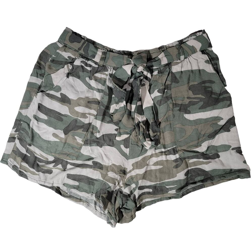 Blu Edit‎ Women Camouflage Belted Paperbag Waist Shorts Size L